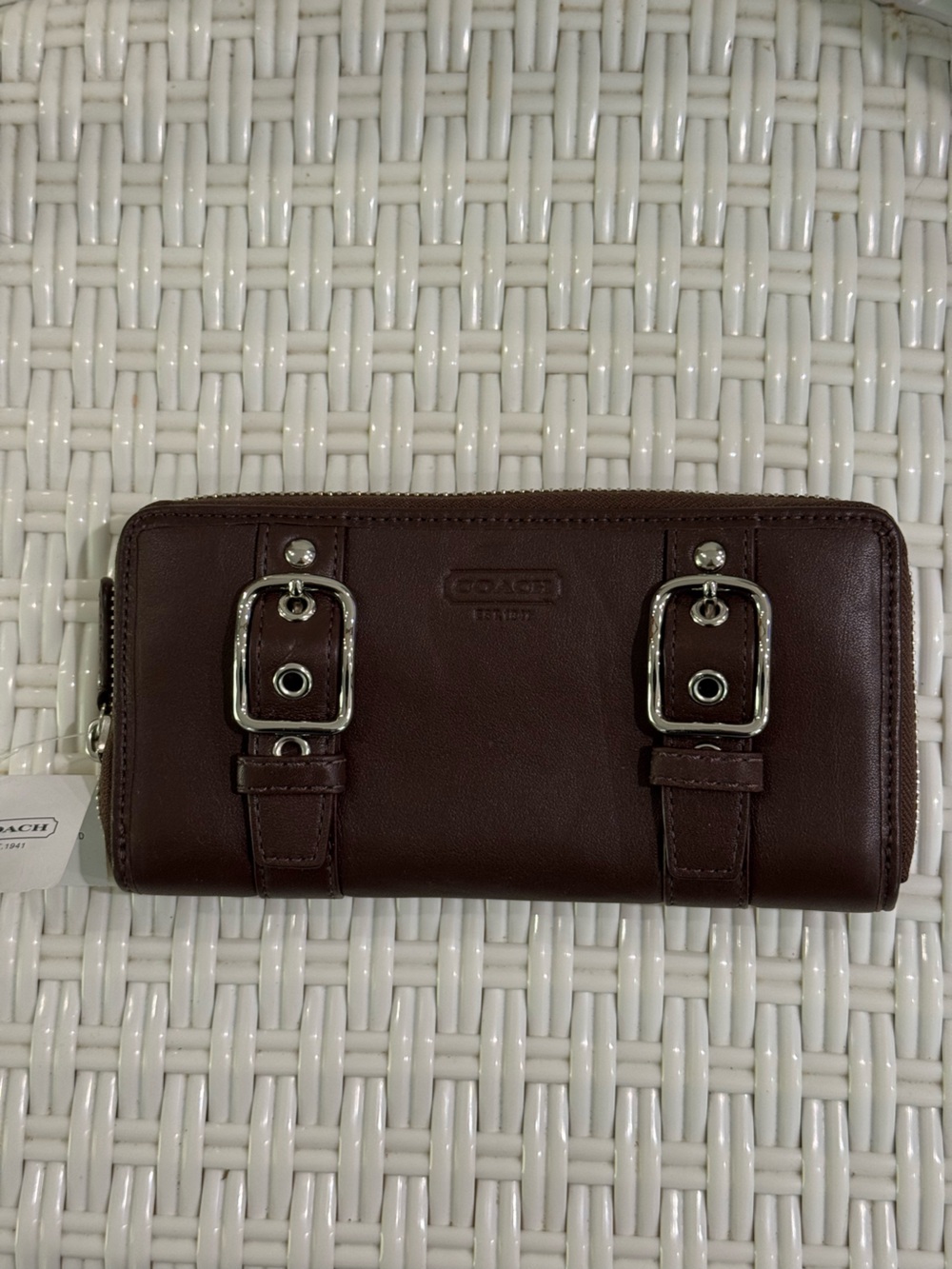Coach Vintage Zoe F43384 mahogany brown leather accordion wallet NWT